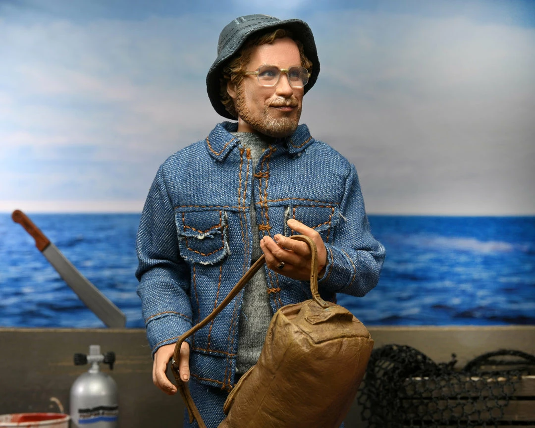 Jaws - Matt Hooper 8" Scale Clothed Action Figure –- NECA Collectibles 5 Jaws - Matt Hooper 8" Scale Clothed Action Figure –- NECA Collectibles